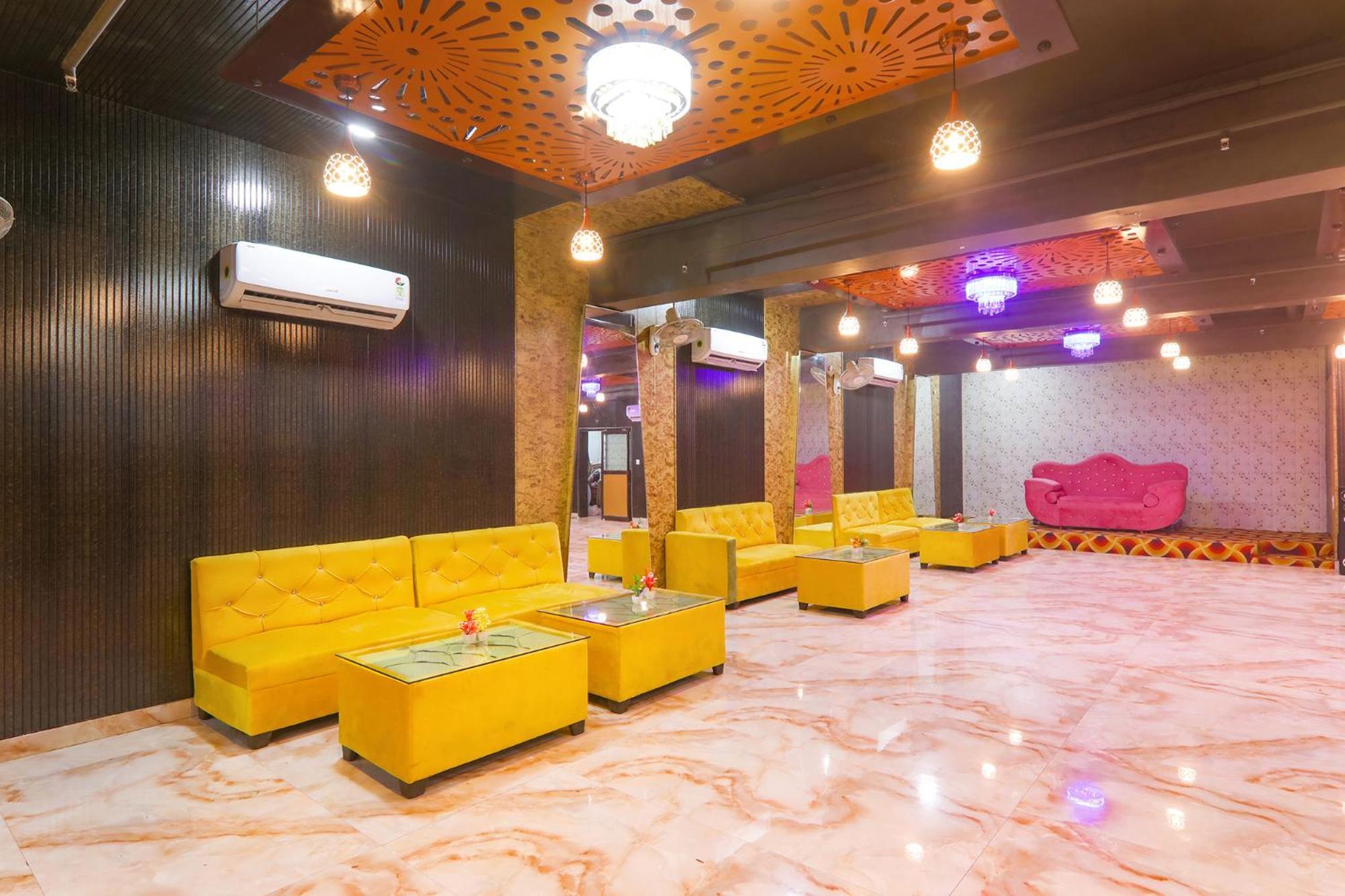 Fabexpress Grand Inn I Chinhat Ngoại thất bức ảnh