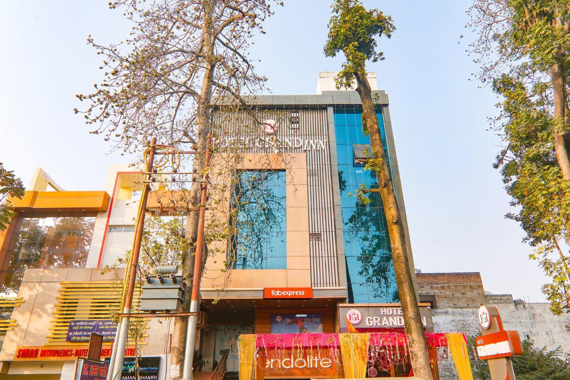 Fabexpress Grand Inn I Chinhat Ngoại thất bức ảnh